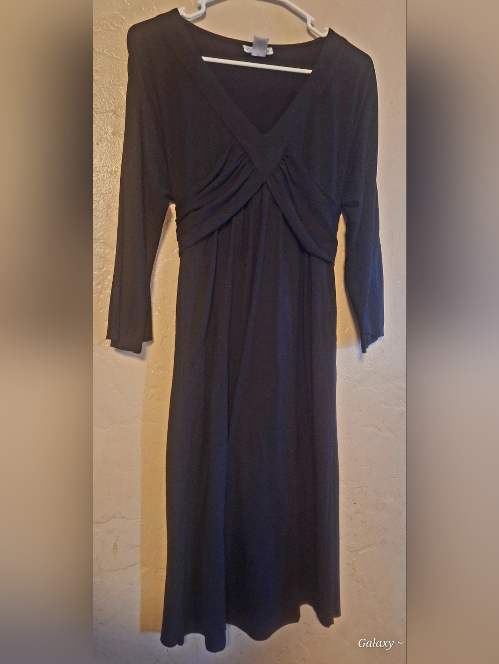 Motherhood Maternity Black Long Sleeve V Chest Maternity Dress